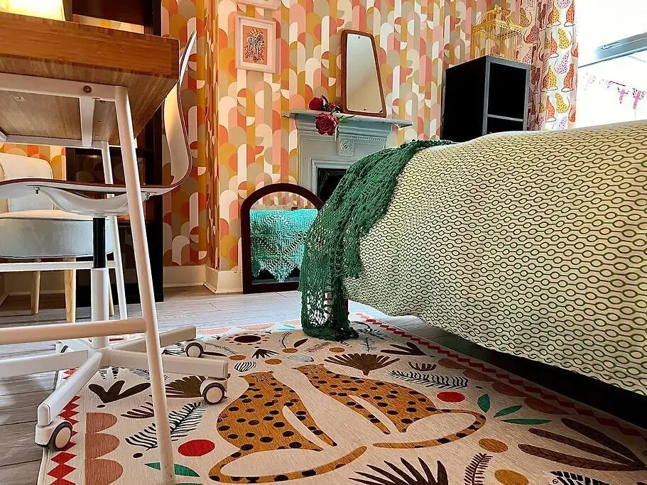 City Cottage With Cosy Garden In London 0*,