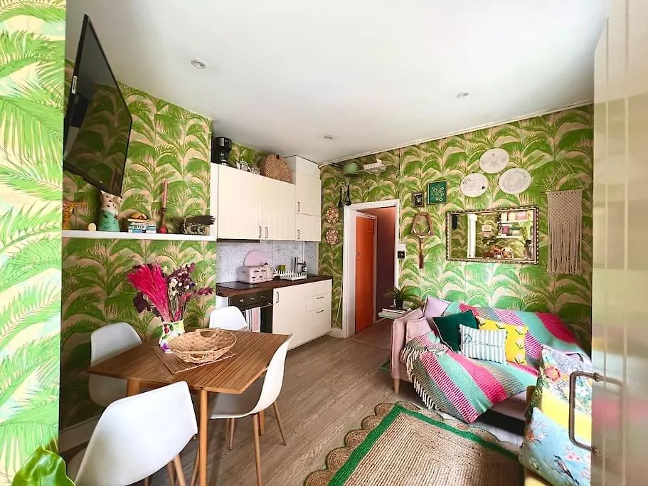City Cottage With Cosy Garden In London Apartman