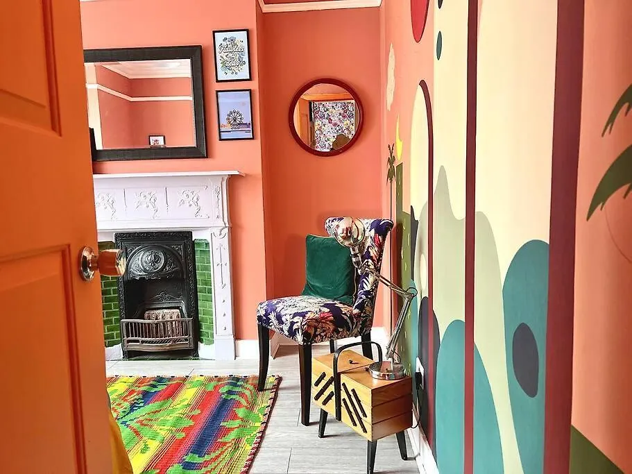 City Cottage With Cosy Garden In London Apartman